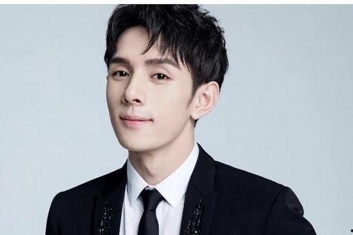 娱乐播报台任豪八卦吃瓜,娱乐圈的甜蜜瓜果